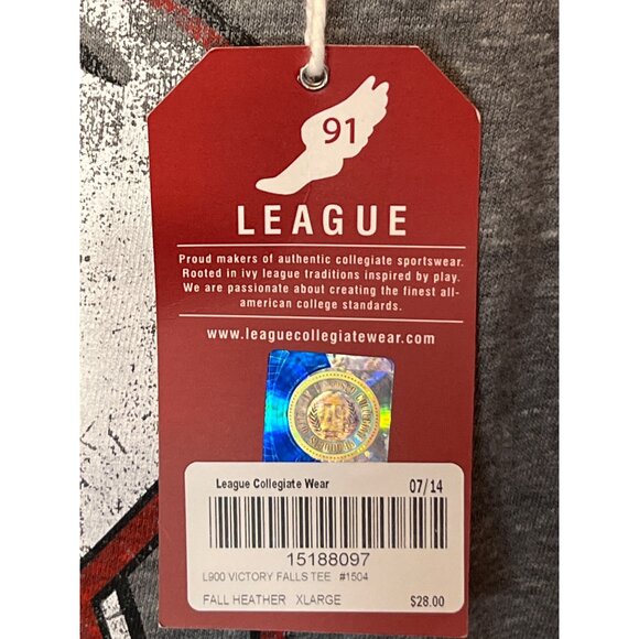 Vintage University Of Nebraska Cornhuskers Football Helmet Graphic T Shirt - Picture 10 of 10